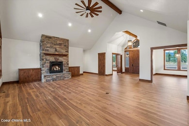 Living Room to Entry