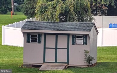 5563 Linton Rd, Sykesville, MD 21784 - photo 3