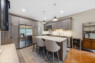 6262 Edgebrook Ln E, La Grange, IL 60525 - photo 7