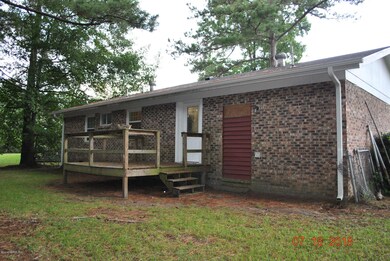 313 Cardinal Rd, Jacksonville, NC 28546 - photo 4