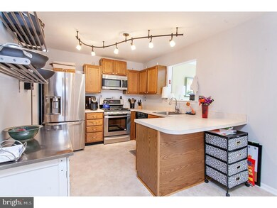 2470 Hillendale Dr, Norristown, PA 19403 - photo 7