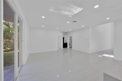 1170 Chenille Cir, Weston, FL 33327 - photo 7