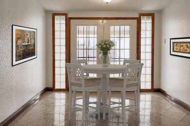 3309-Funston--Breakfast