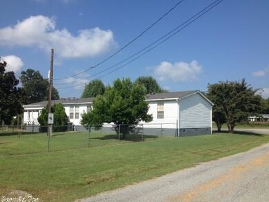 403 E 1st, McRae, AR 72102 - photo 5