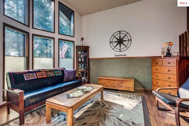 Large windows for great morning light