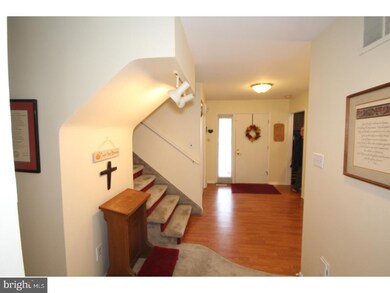 523 Hunter St, Woodbury, NJ 08096 - photo 3