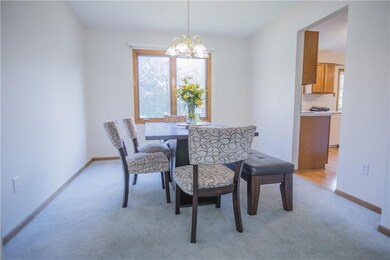 2213 Riverwoods Ave, Des Moines, IA 50320 - photo 6