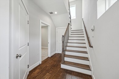 622 Janisch Rd unit A, Houston, TX 77018 - photo 3