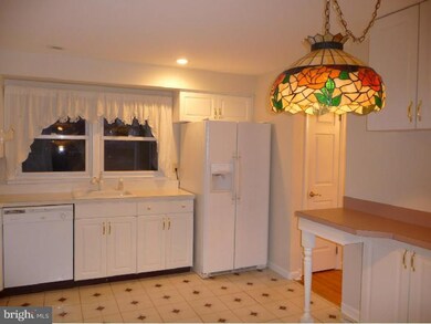 126 Weather Vane Dr, Cherry Hill, NJ 08002 - photo 7