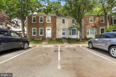 6108 Heron Pond Ct, Burke, VA 22015 - photo 4