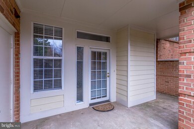 1309 Garden Wall Ct unit 801, Reston, VA 20194 - photo 6