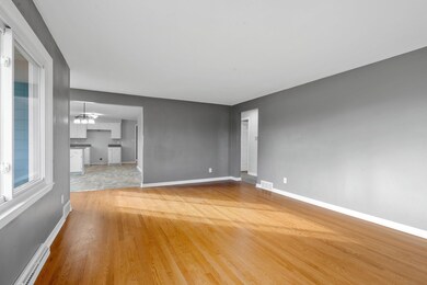 4710 W Capitol Dr, Appleton, WI 54913 - photo 6