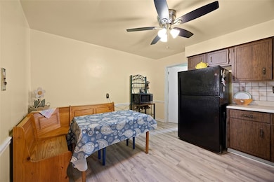 1421 Fleming Ave, Mc Kees Rocks, PA 15136 - photo 6