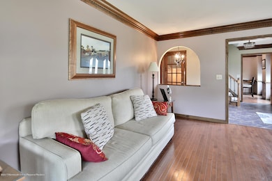 LivingRoom2