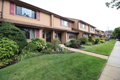 100 Daly Blvd unit 2713, Oceanside, NY 11572 - photo 2