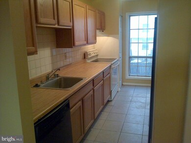 1846 Eloise Ln, Edgewood, MD 21040 - photo 2