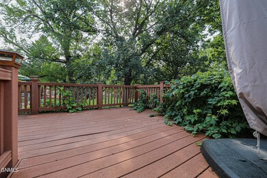 401 W Boulevard Ave-07