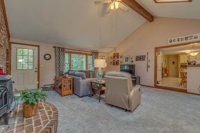 19 Sutton Place, Londonderry, NH 03053 - photo 5