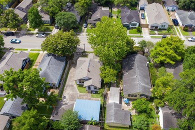 1019 E 14th St, Houston, TX 77009 - photo 5
