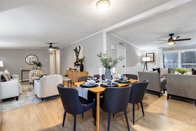 544 S Greenbriar Rd, Statesville, NC 28625 - photo 2