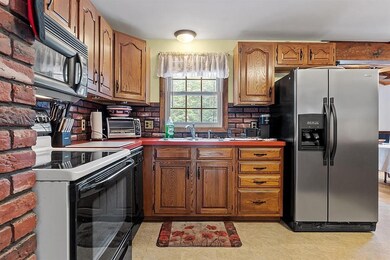 239 Rattlesnake Hill Rd, Auburn, NH 03032 - photo 2