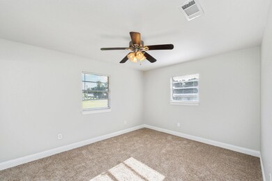 3088 Jefferson Ave, Crestview, FL 32539 - photo 7