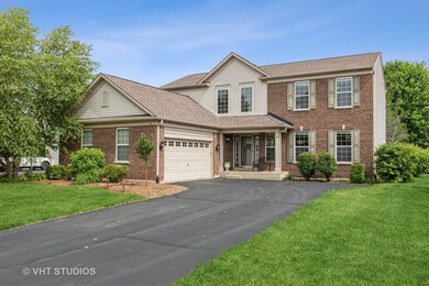 6 Steiner Ct, Algonquin, IL 60102 - photo 2