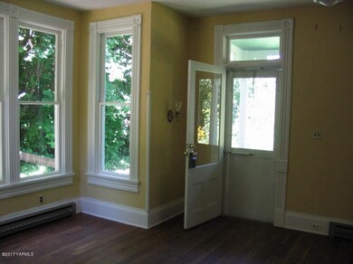 Living room - front door & nook