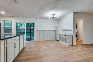 28 Regents Park, Bedford, TX 76022 - photo 4