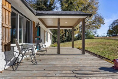 322 Sequoia Dr, Spartanburg, SC 29306 - photo 4