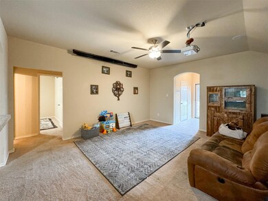 504 Glenwood St, Gainesville, TX 76240 - photo 3