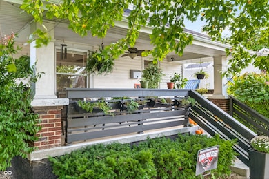 727 W 2nd St, Seymour, IN 47274 - photo 3