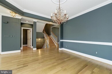 2307 Sawtooth Oak Ct, Vienna, VA 22182 - photo 7