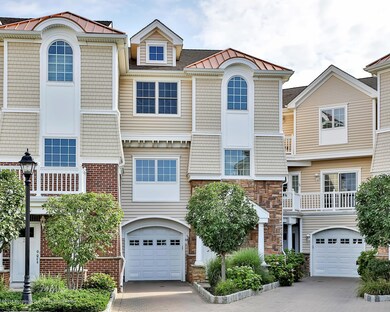 207 Gateway Ct Union Beach NJ-large-002-