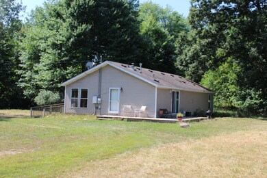 421 Leboeuf Ln, Wayland, MI 49348 - photo 2