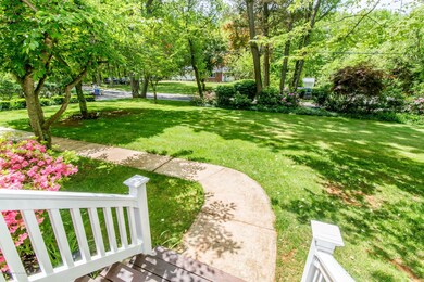 1462 SPRING RD-