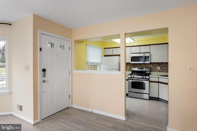 4 Huber Ct, Hightstown, NJ 08520 - photo 3