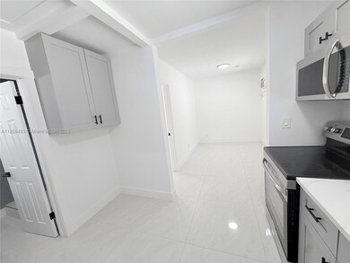 254 E Dania Beach Blvd unit 4, Dania, FL 33004 - photo 2