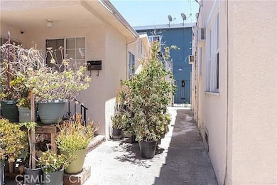 4849 W 17th St, Los Angeles, CA 90019 - photo 4