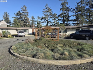 1715 S Franklin St, Seaside, OR 97138 - photo 2
