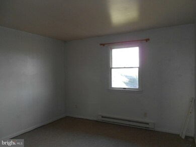 17739 Mason Dixon Rd, Hagerstown, MD 21740 - photo 7