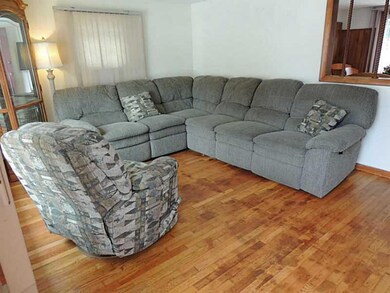 36 Grover St, North Providence, RI 02911 - photo 4