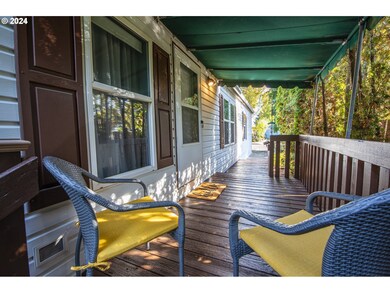 3082 Stapp Dr, Eugene, OR 97408 - photo 5