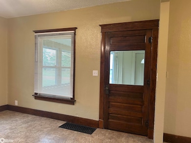 504 Main St, Coulter, IA 50431 - photo 4