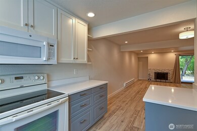 120 124th St SW unit C8, Everett, WA 98204 - photo 6