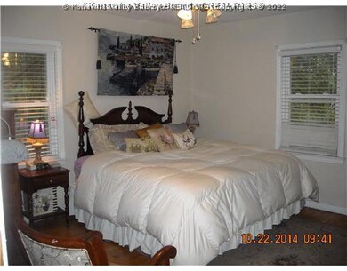 1932 Redstone Rd, Charleston, WV 25309 - photo 7