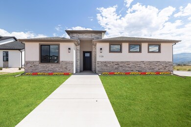 1126 N Yucca (3325 W) St, Cedar City, UT 84721 - photo 2