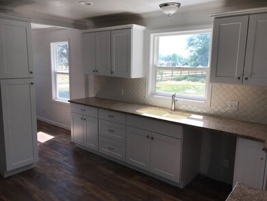 28 S 1050 W, Blackfoot, ID 83221 - photo 5