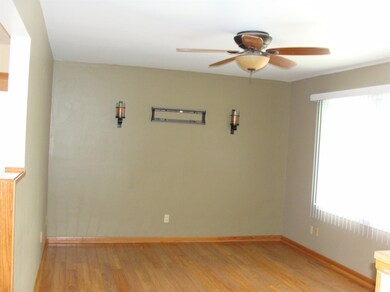 825 Tyler Ave, Dyer, IN 46311 - photo 7