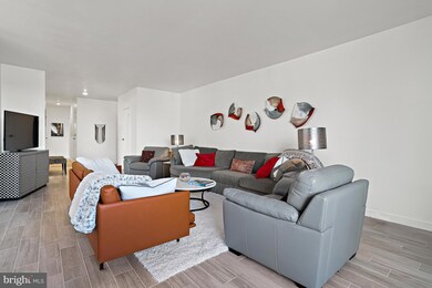 Hyde Park Condominium unit 1011, Arlington, VA 22203 - photo 5